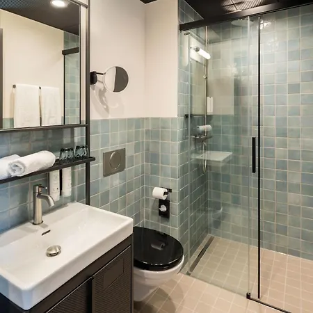 Tailormade Leo St Gallen 4*